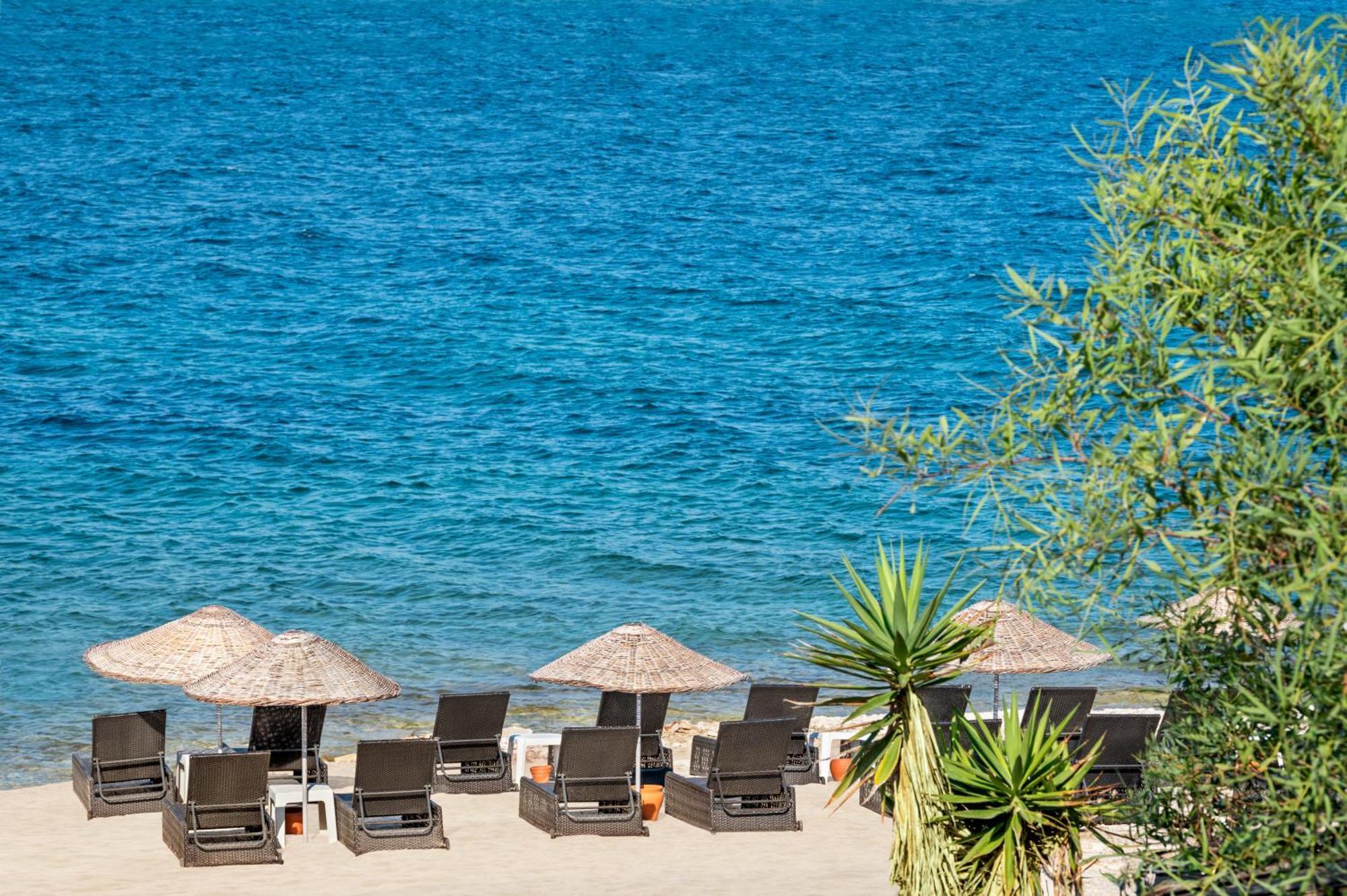 La Quinta By Wyndham Cesme Hotel Esmirna Exterior foto