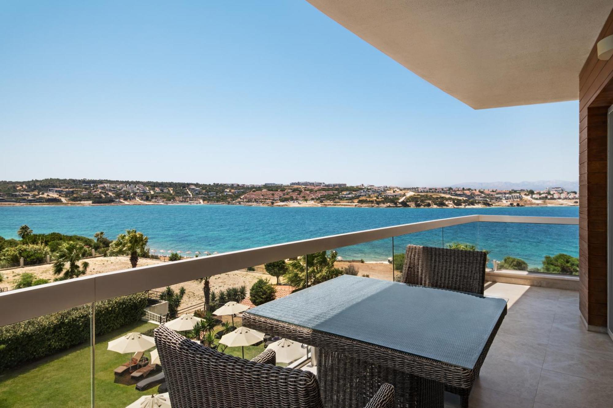 La Quinta By Wyndham Cesme Hotel Esmirna Exterior foto